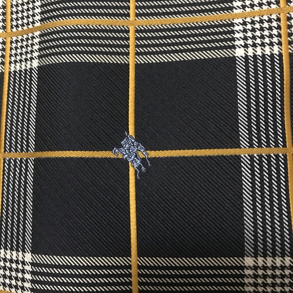 Burberry blue pleated tartan mini skirt - Picture 4 of 4